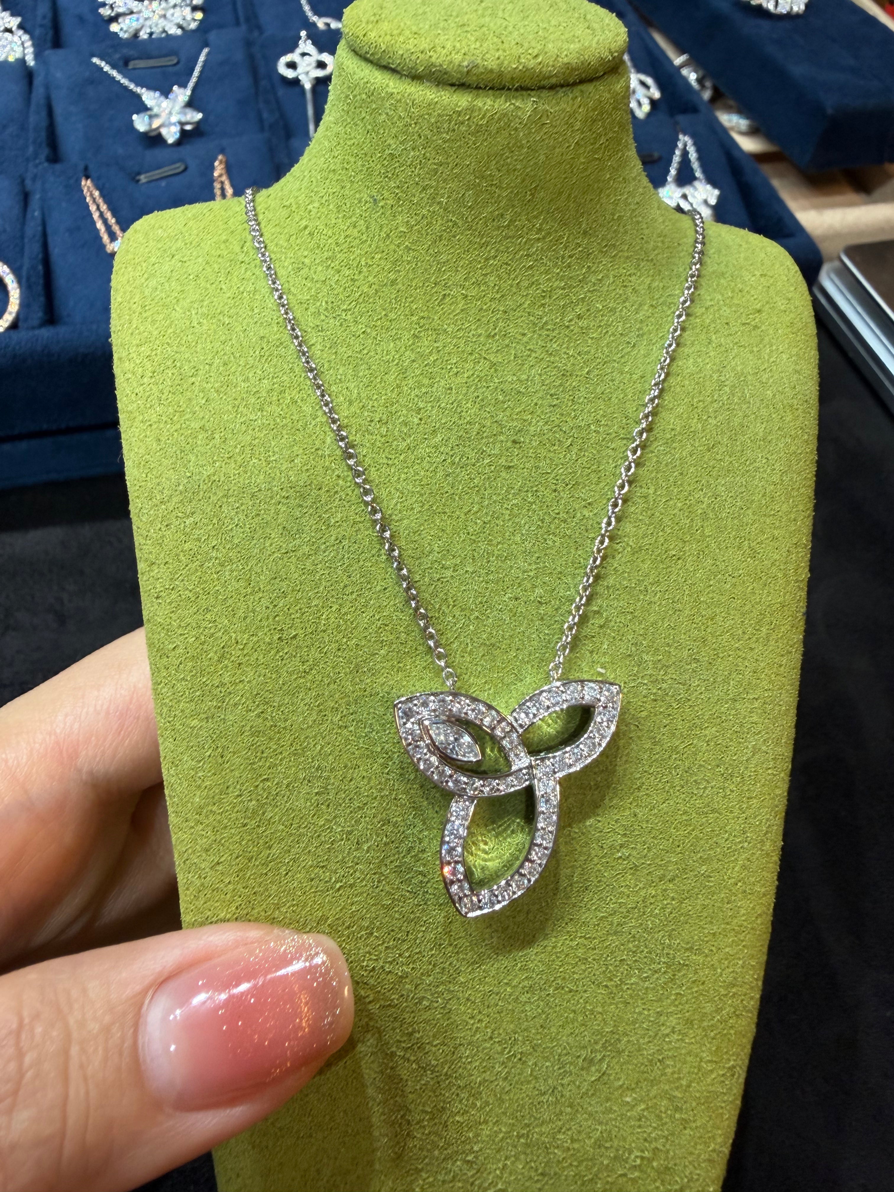 Lab-grown diamond PT950 platinum Lily large full diamond necklace