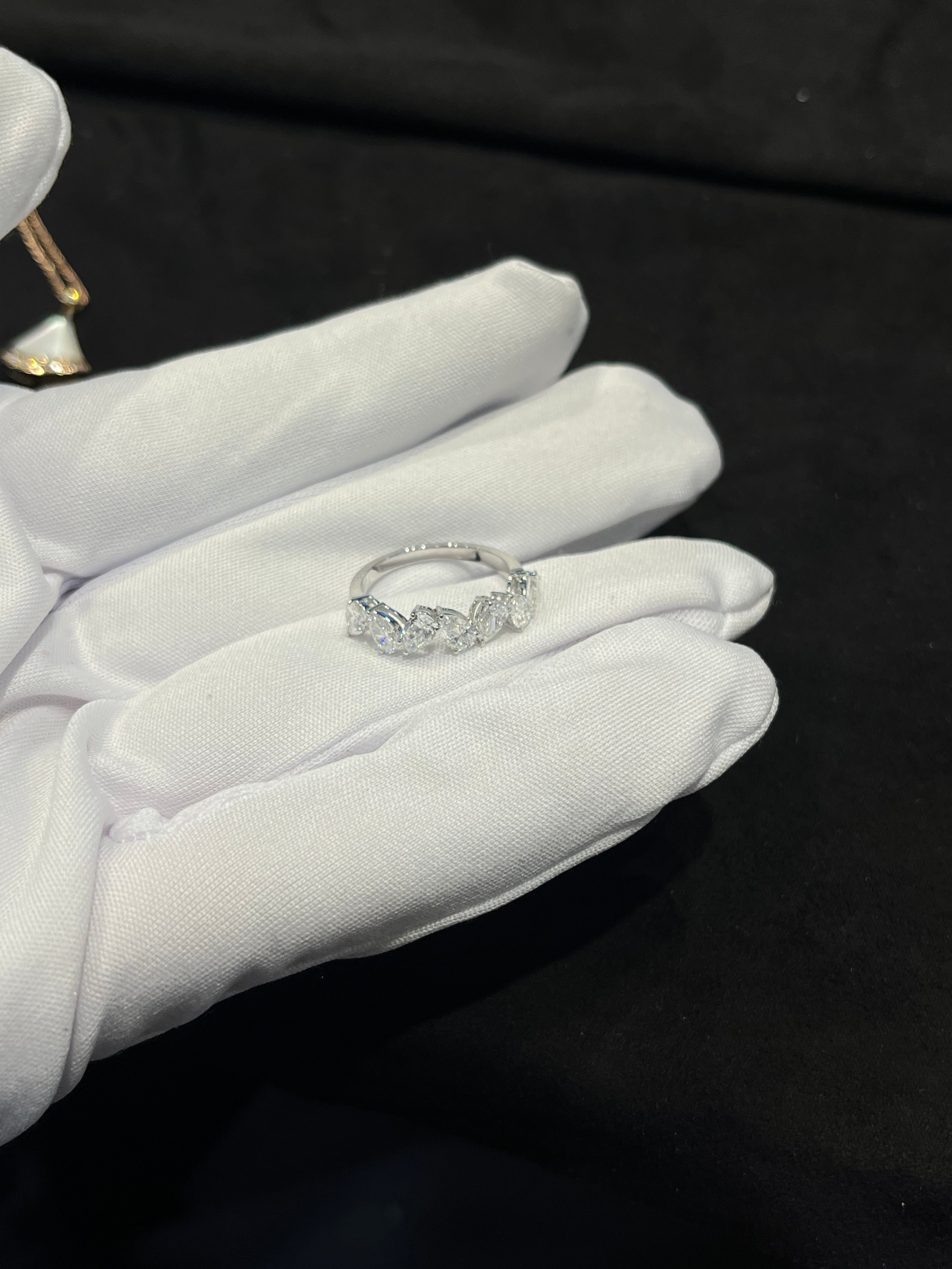 Lab-grown diamond PT950 platinum fancy-shaped diamond ring