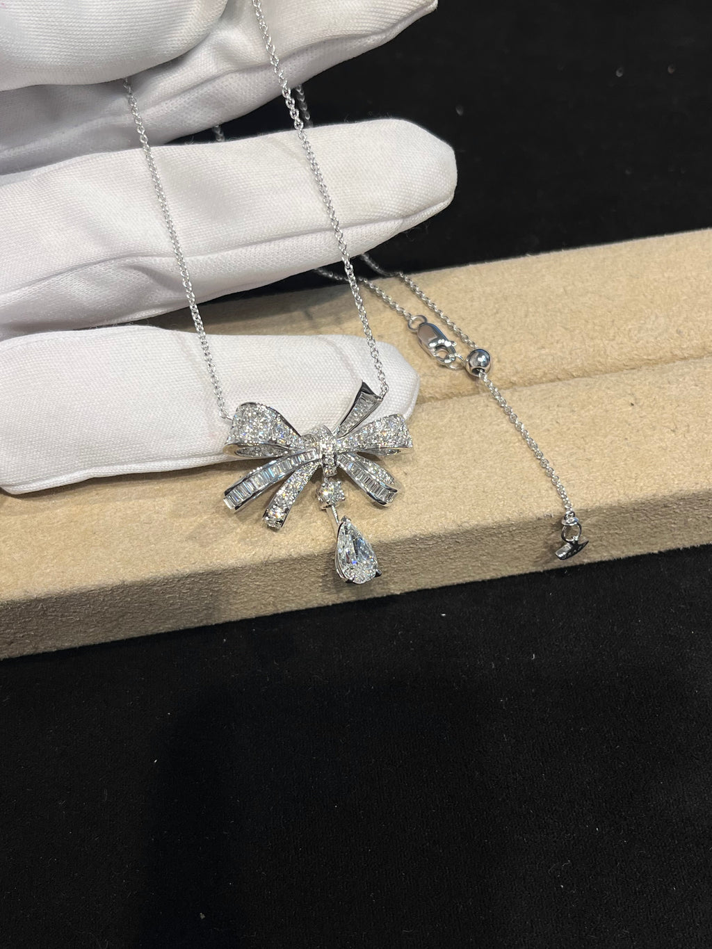Lab-grown diamond 18K white gold bow necklace with teardrop diamonds