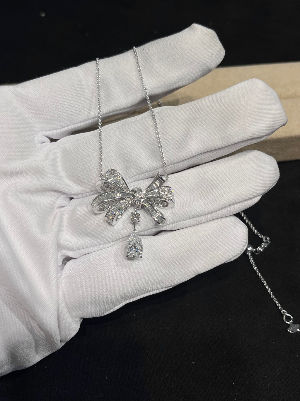 Lab-grown diamond 18K white gold bow necklace with teardrop diamonds