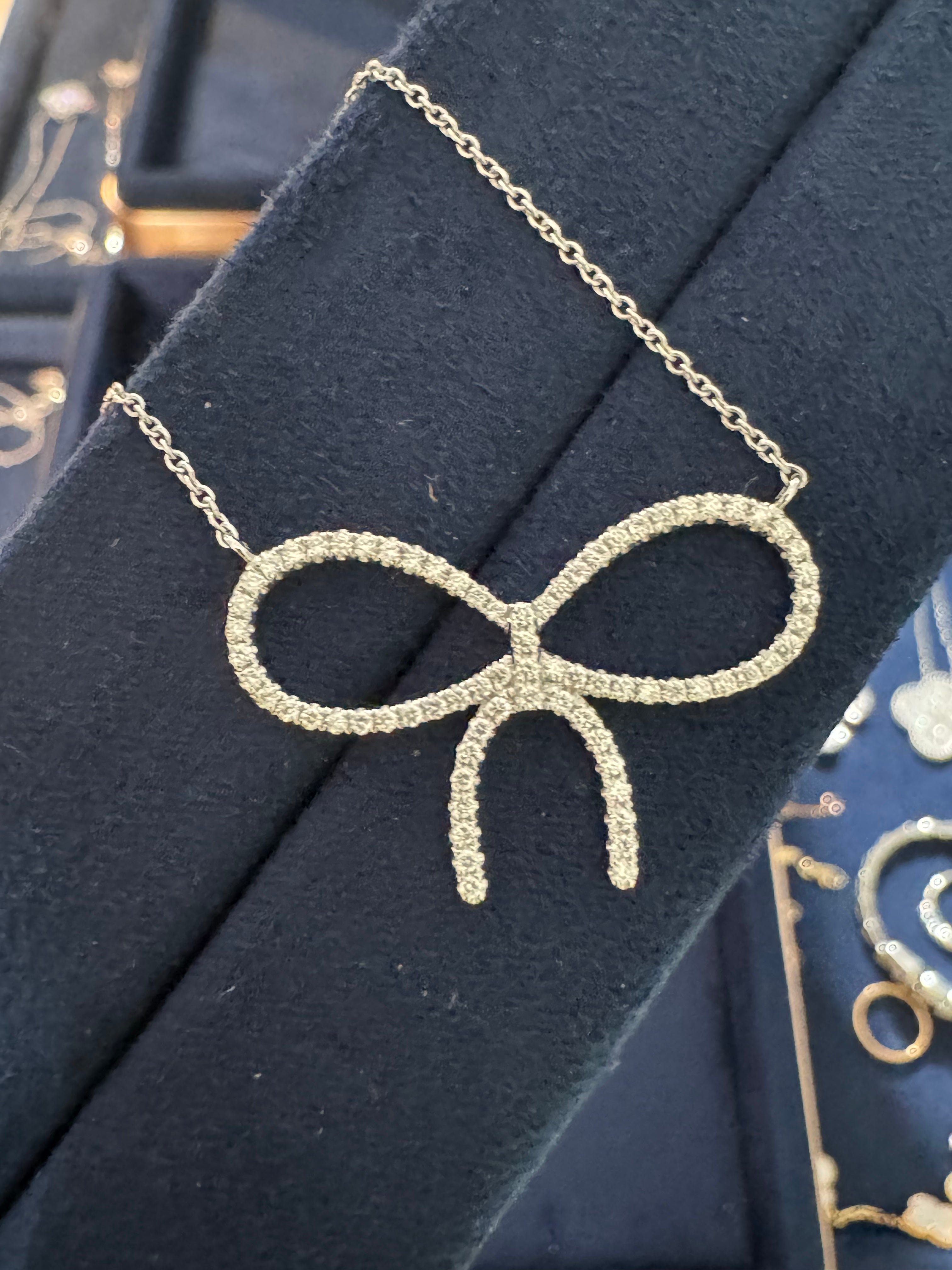 Lab-grown diamond 18K white gold bow diamond necklace