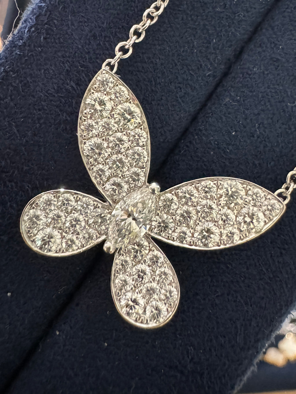 Laboratory-grown diamond 18K gold large butterfly necklace with full diamonds