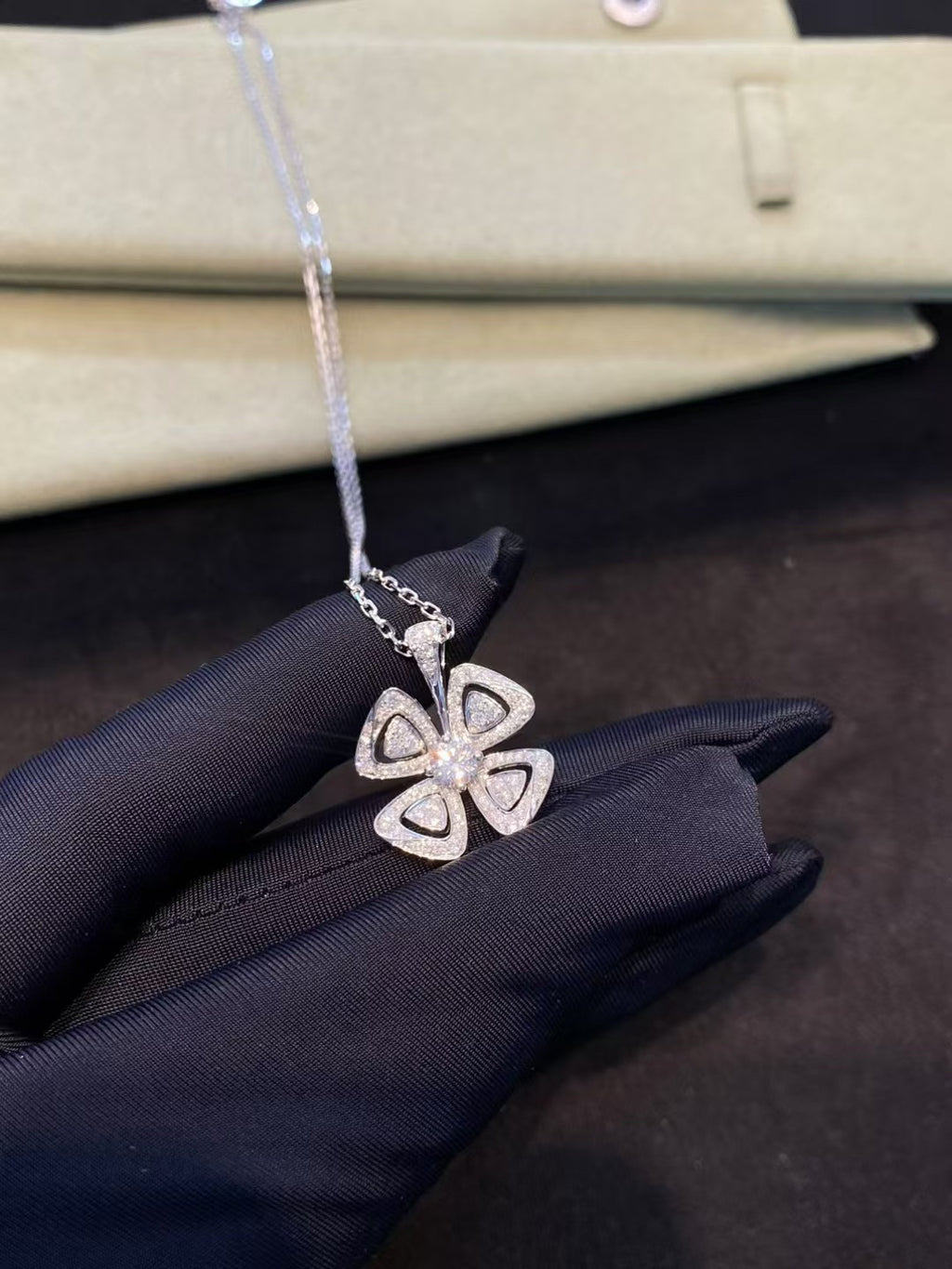 Lab-grown diamond 18K white gold full diamond necklace