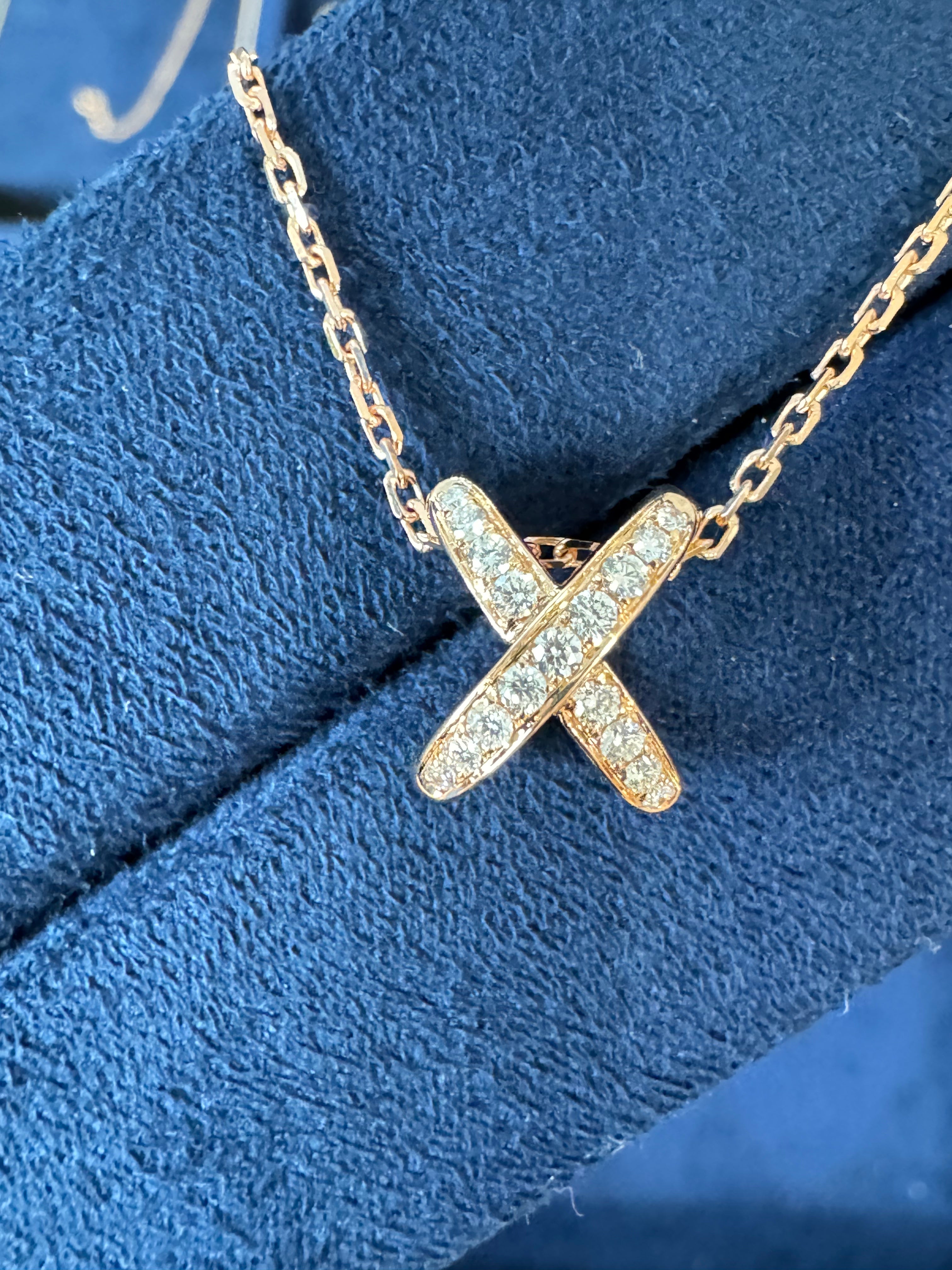 Lab-grown diamond 18K gold cross-diamond necklace